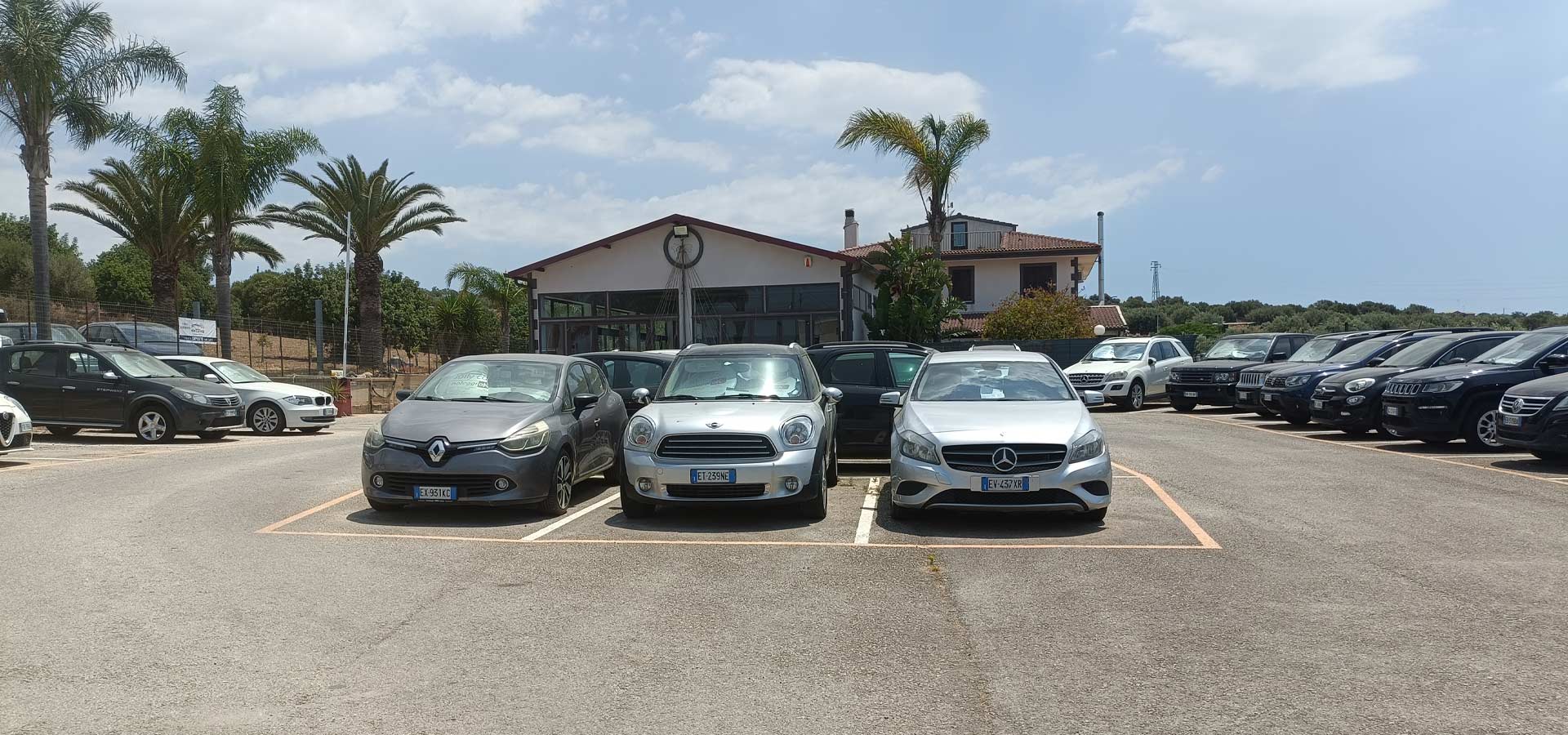 Esterno autoparco